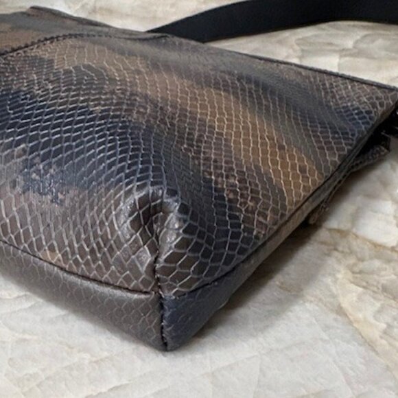 HAMMITT VIP Medium Java Snake Crossbody Clutch Bag Purse Brown Leather GUC - Picture 11 of 14